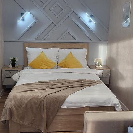 Lux Home Astana Ust-Kamenogorsk Ngoại thất bức ảnh